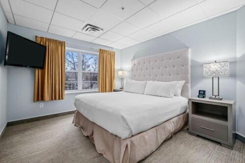 Cherry Tree & Hotel 3*